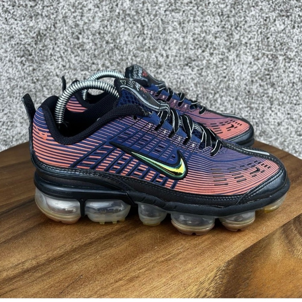 Womens size 6 vapormax